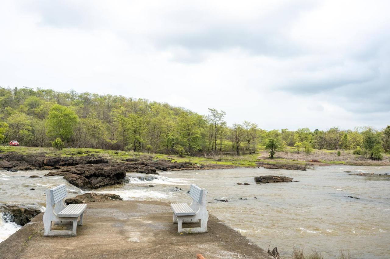 Saffronstays Siesta By The River Murbād エクステリア 写真